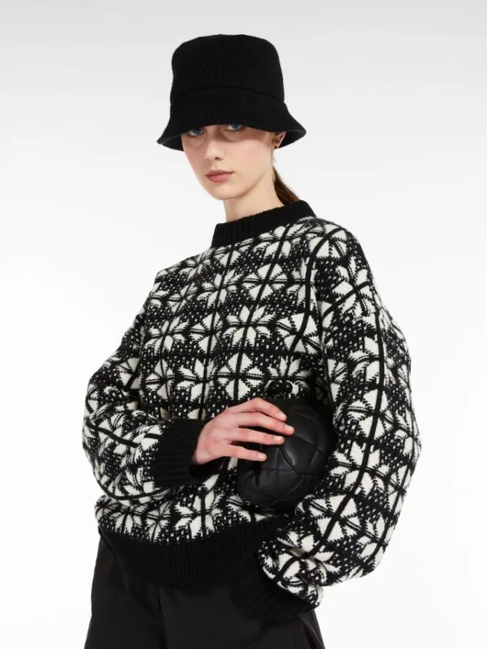 Woman Jacquard Wool Yarn Sweater Black Maxmara Knitwear And Sweatshirts Woman Jacquard Wool Yarn Sweater Black Maxmara Knitwear And Sweatshirts
