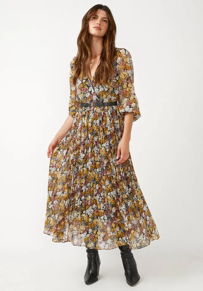 Women Bell Sleeve Angelique Dress Moody Floral Buffalo David Bitton Dresses and Jumpsuits