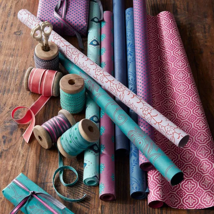 Women Festive Mlange Wrapping Paper Set Of 8 Sundance Catalog Seasonal