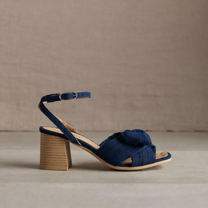 Women Garden Stroll Sandals Navy Sundance Catalog Sandals Women Garden Stroll Sandals Navy Sundance Catalog Sandals