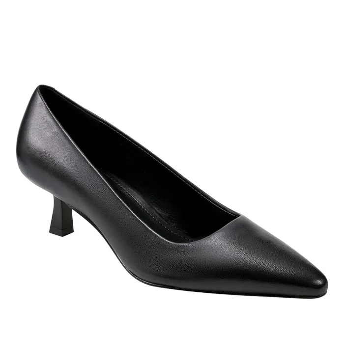 Women Kendri Pump Black Leather Marc Fisher Heels and Pumps