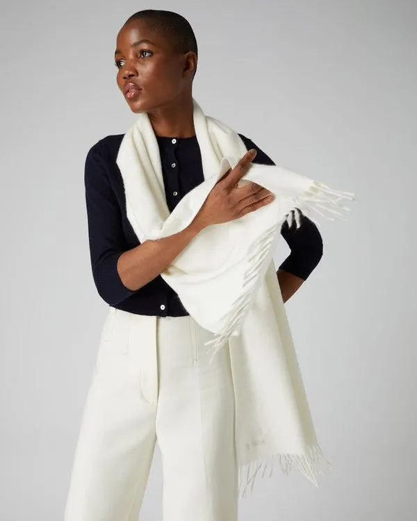 WomenMen Unisex Large Woven Cashmere ScarfIn New Ivory White New Ivory White NPeal Cashmere Scarves