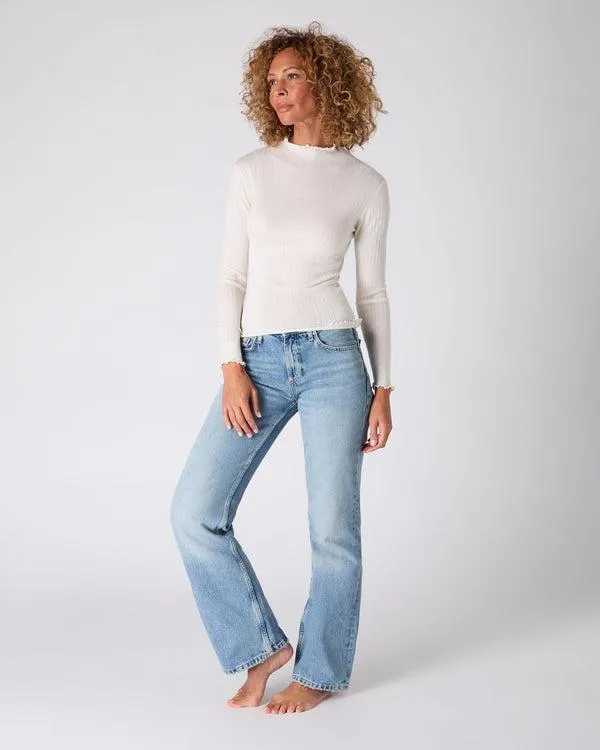 Women The Peony Lim Scallop Edge TopIn New Ivory White New Ivory White NPeal Tops and Tshirts