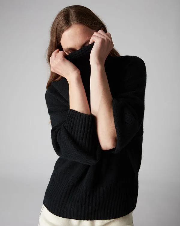 Women Women039s Mock Neck Curved Hem Cashmere SweaterIn Black Black NPeal Turtle Necks