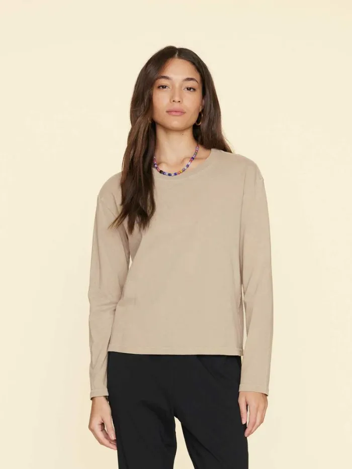 Xirena Twine Taupe Nico Tee Women Sweats and Tees