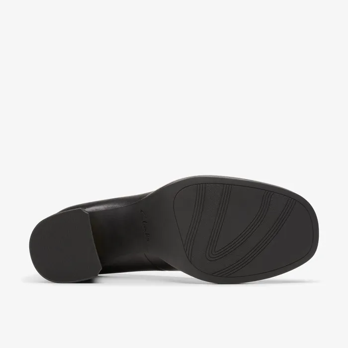 Zoya 85 Court Black Leather Women Clarks Heels and Pumps